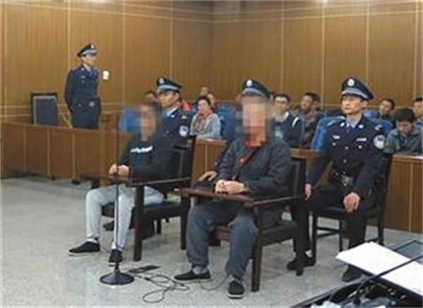 村支书隐瞒行程被判刑两年